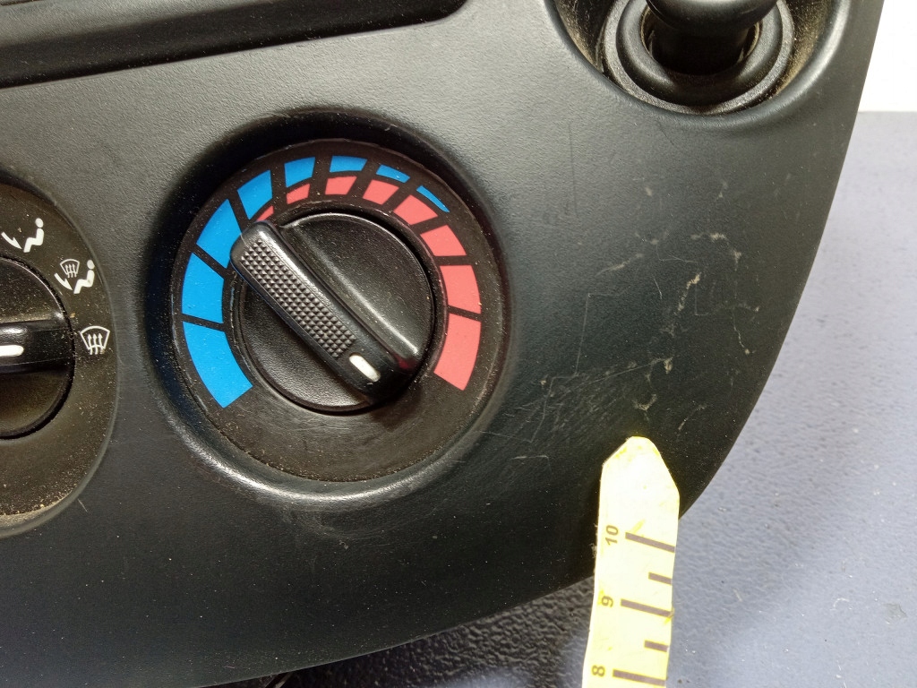 фото №10, Mazda tribute i ep 00-04 захист середня панелі панель приладів панель кондиціонер eu