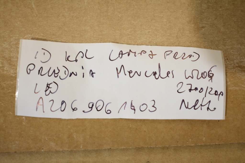 Идеальная комплект  фара led перед передняя mercedes w206 1 Киев