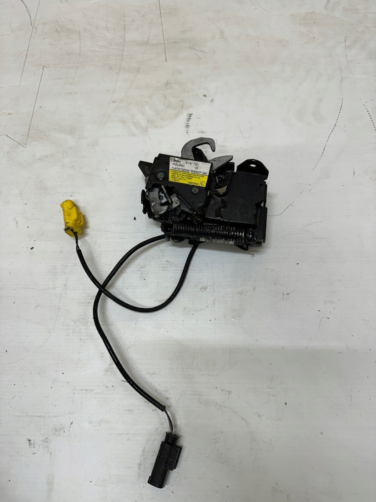 фото №1, Петля капот активный bmw f39 x2 8737702