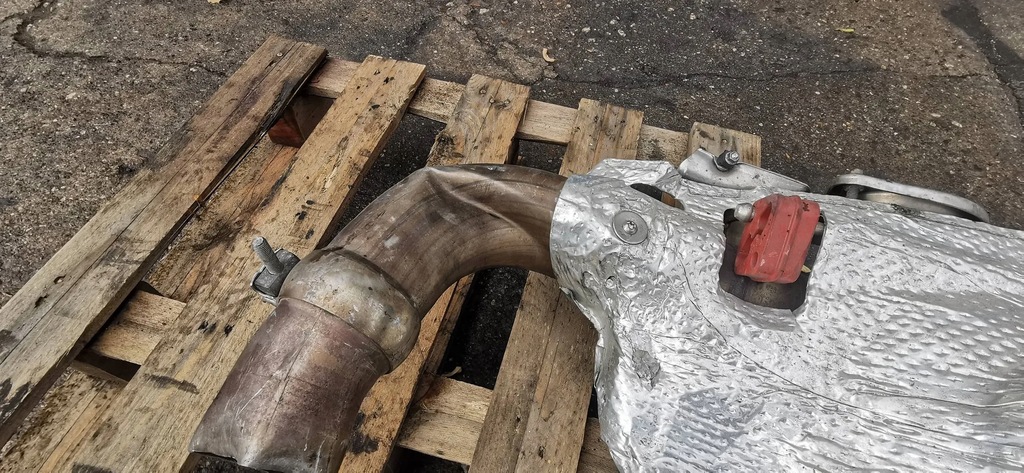 фото №6, Aston martin db11 система выпускной выхлоп hy53-5230-ad 5.2 v12