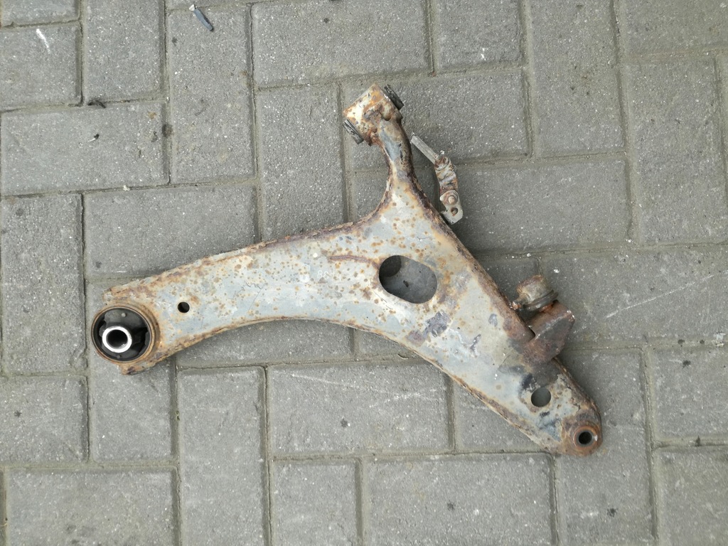 фото №1, Subaru forester iii sh рычаг левый перед