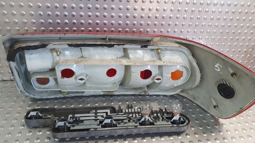 фото №6, Лампа задня ліва audi 80 b3 b4 coupe 895945095b 86-