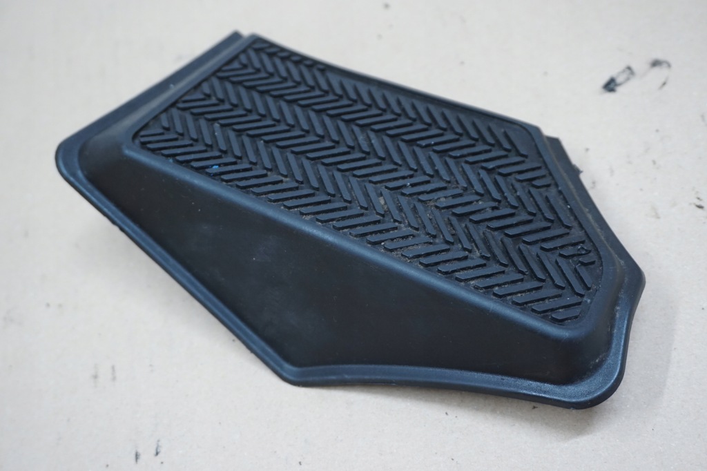 фото №1, Toyota rav4 ii подножка подножка подножка педаль 00-05r