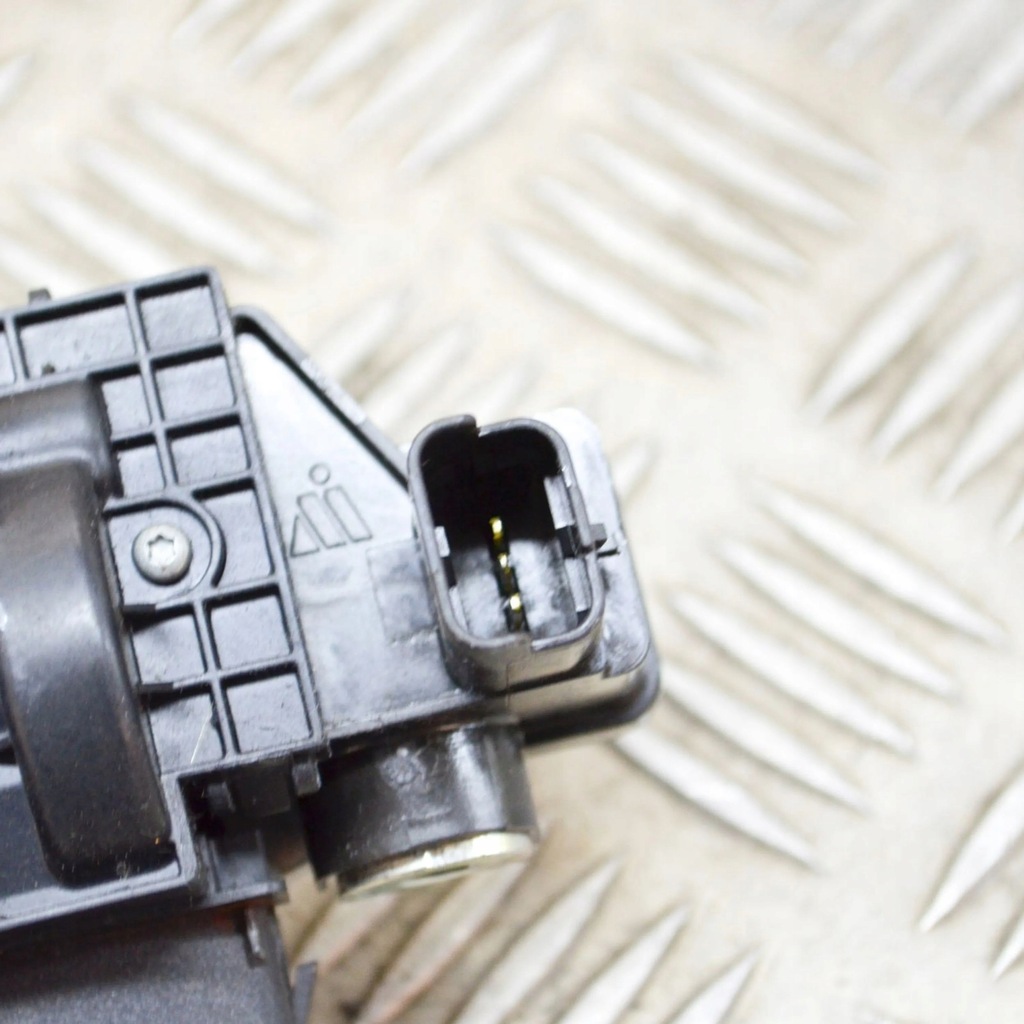 фото №5, Peugeot 208 2018 замок кришки задній / багажника