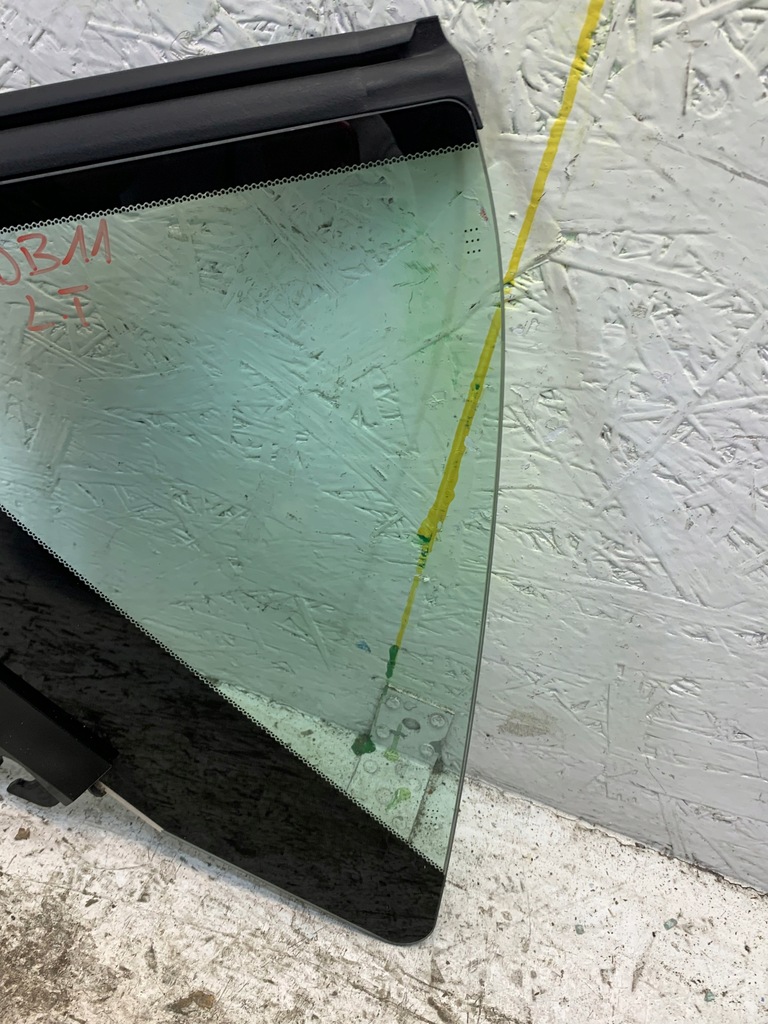 фото №4, Aston martin db11 cabrio стекло левый задняя