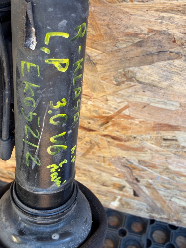 Mercedes r klasa амортизатор правий лівий пневмоподушка комплект Ціна