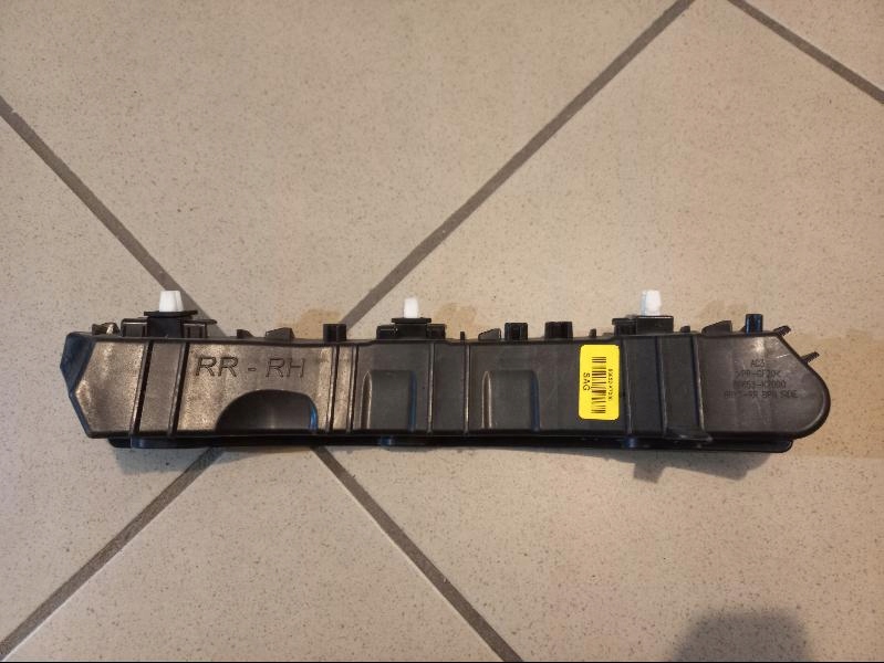 фото №7, Hyundai i10 направляющая кронштейн бампера правый задняя