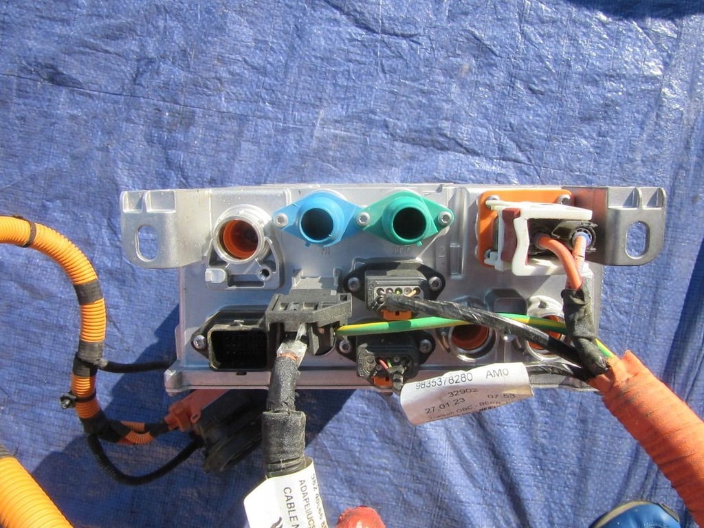 фото №13, Citroen c5 aicross 1.6i 2023 акумулятор зарядний пристрій конвертер гібрид