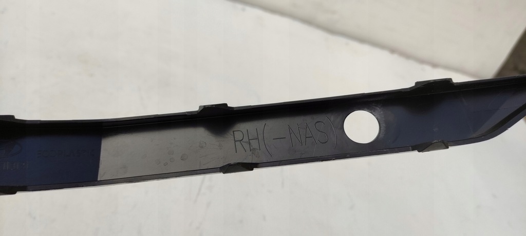 фото №6, Hyundai ioniq 5 v молдинг бампера права задня задня le-d127