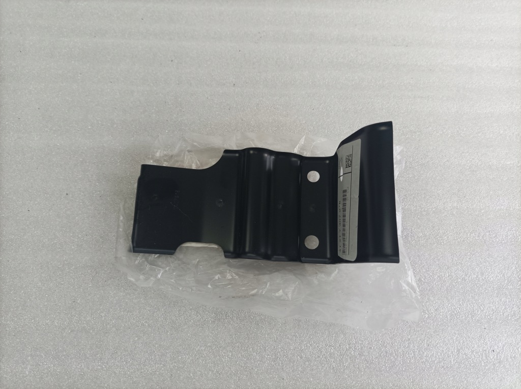 Купити Bmw x1 f48 лист зміцнююча поріг права 7407918