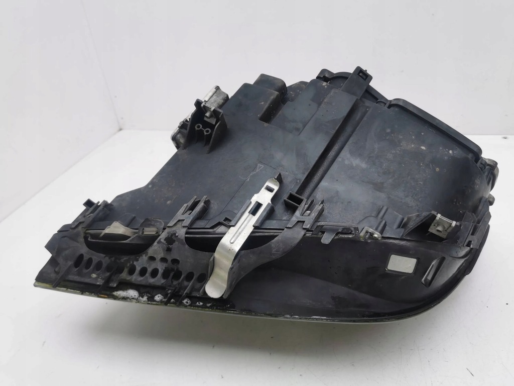 фото №11, Bmw 7 f01 f02 f03 f04 2009 правая сторона лампа передняя