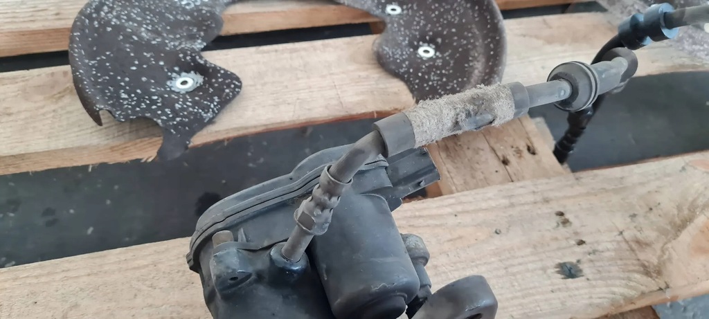 фото №13, Sq5 8r q5 супорти гальмівні диски задня 330mm a4 b8 s4 a6 c7 a7 s5