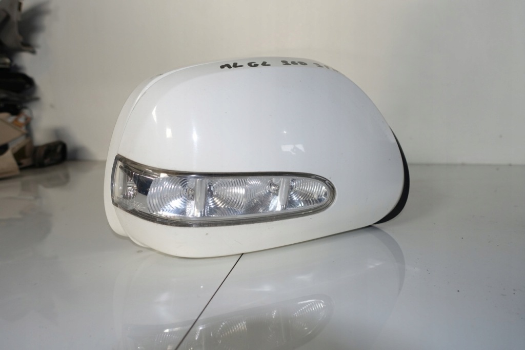 фото №1, Mercedes w164 gl164 дзеркало праве 960 x164 gl eu 9 pin c960