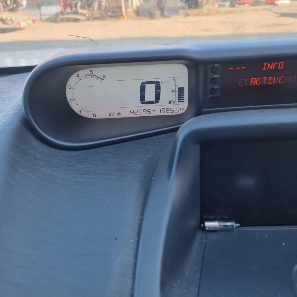 фото №6, Citroen c3 picasso решётка обдув правый левый перед