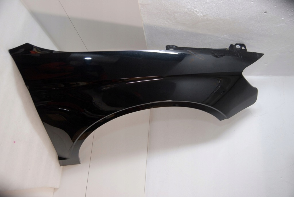 Audi a3 8v5 седан кабріолет  2012-2020 крила передній перед праві 8v5821106a Зі Шроту