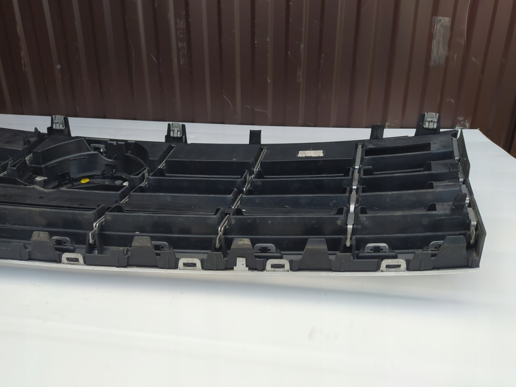 Решётка  решётка радиатора решётка бампера 760853696 - vw touareg 3 3 r-line 18-22 Киев