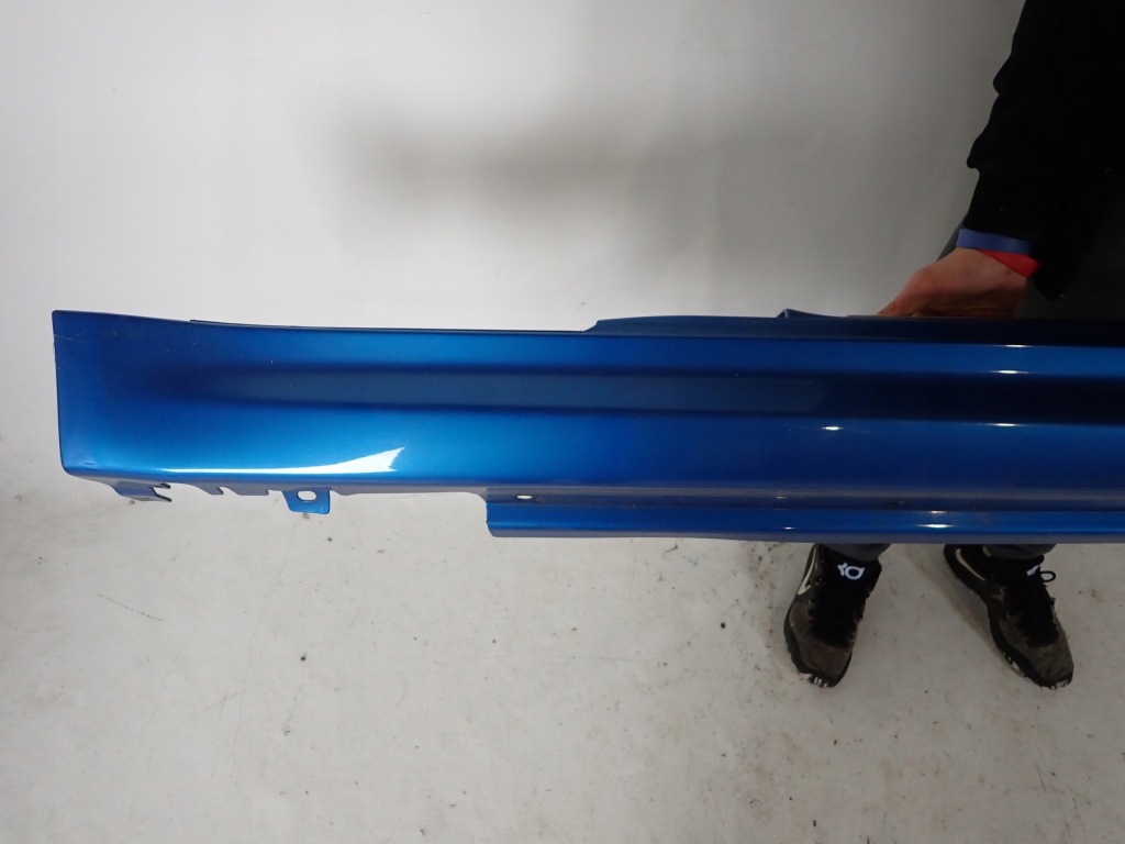 Mini cooper 2 r56 06- порог правая  молдинг порог правый Цена