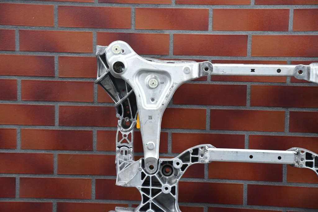 фото №8, Подрамник подрамник подрамник подрамник bmw 5 g60 g61 7 g70 4x4 6898628 7464km демонтаж