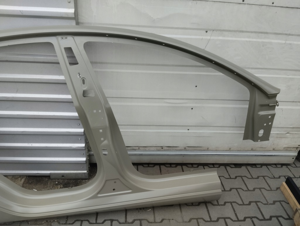 фото №5, Tesla 3 обшивка бічний праве nowe