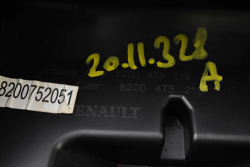 фото №7, Приборная панель консоль приборная панель подушка безопасности eu 8200475219 renault clio 3 iii 05-09