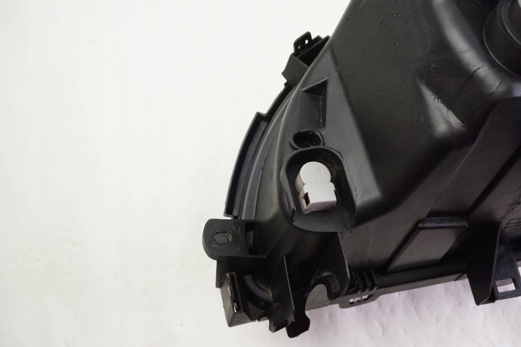 фото №13, Лампа ксенон передня права volvo s60 30784249