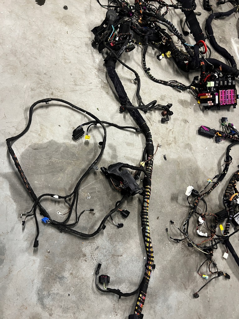 фото №13, Жгут трубопровод кабины audi a8 d4