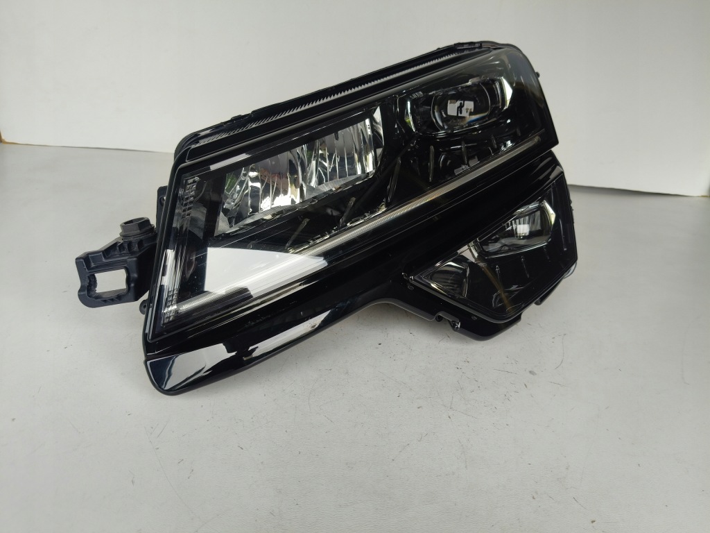 фото №1, Лампа ліва фара skoda karoq 57a 17- full led