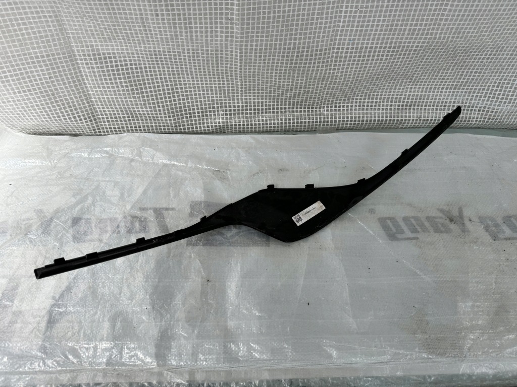 фото №3, Volvo v40 rdesign левая решётка бампера