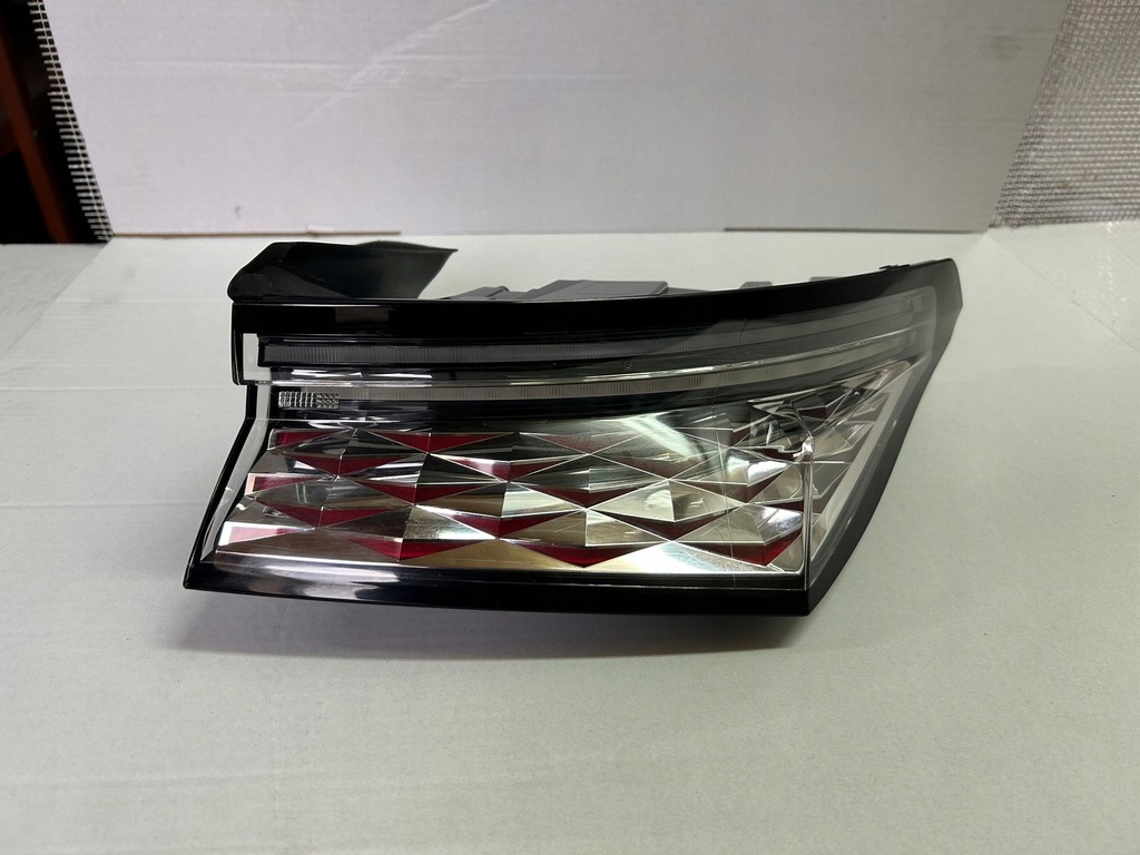 фото №1, Ds4 ii 2022 лампа правая задняя задняя led