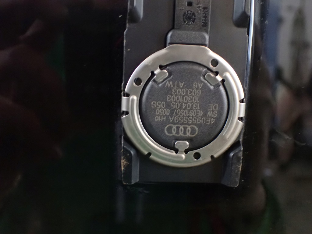 фото №5, Скло лобове передня з датчиком audi s8 d3 5.2 короткий guardian 4e0955559a