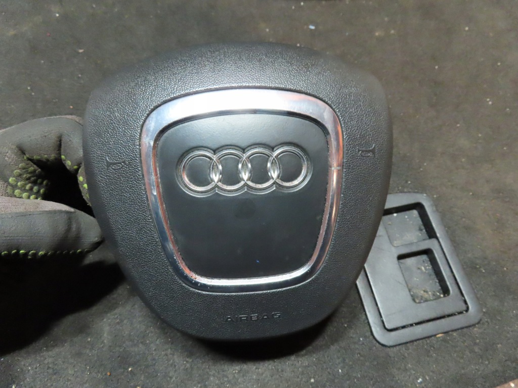 фото №1, Audi a4 b7 подушка air bag водія 4f0880201at