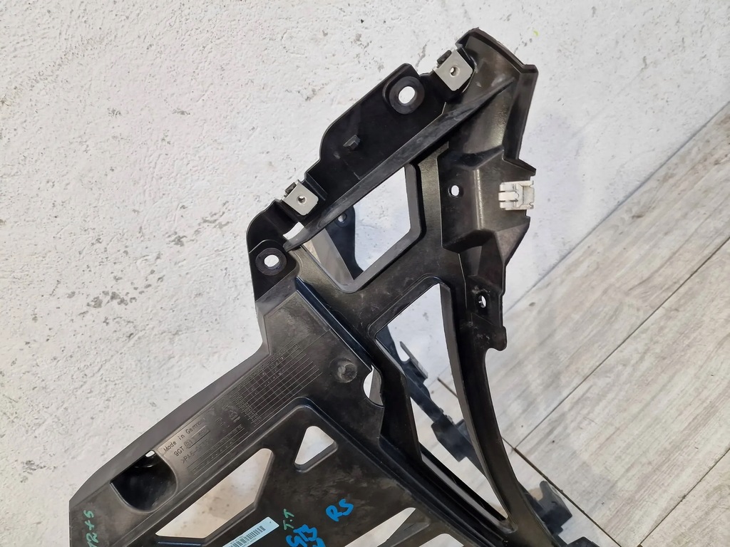 фото №6, Porsche 911 gt3 rs 992 напрямна кронштейн бампера правого