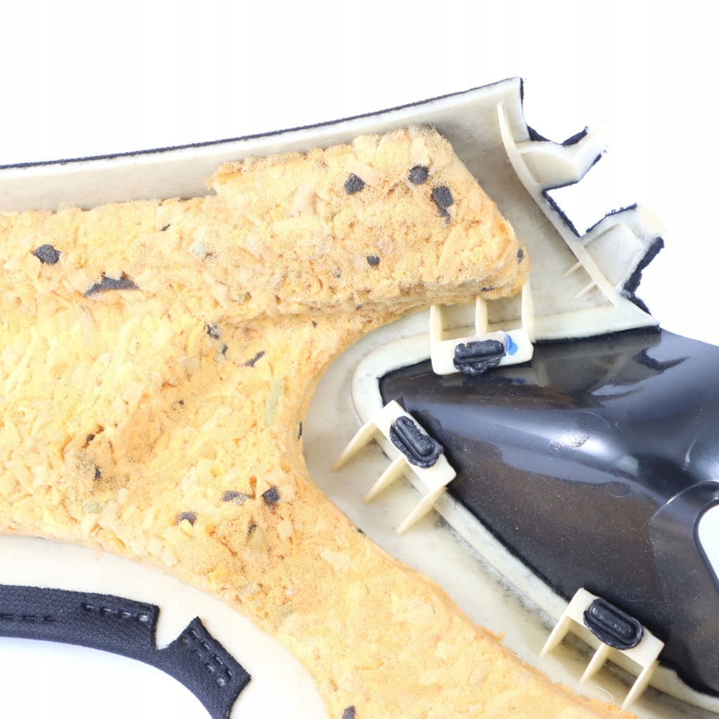 фото №9, Mercedes c209 w209 защита корпус стойка c правая czarna a2096900625