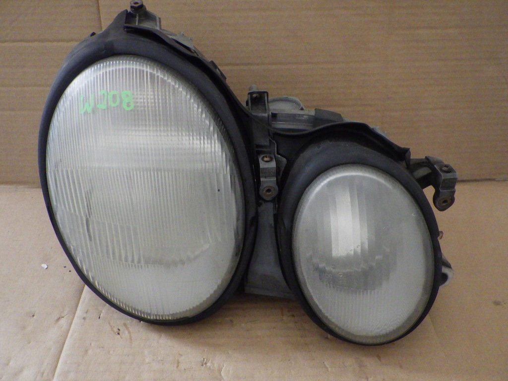 фото №1, Лампа права перед передня mercedes w208