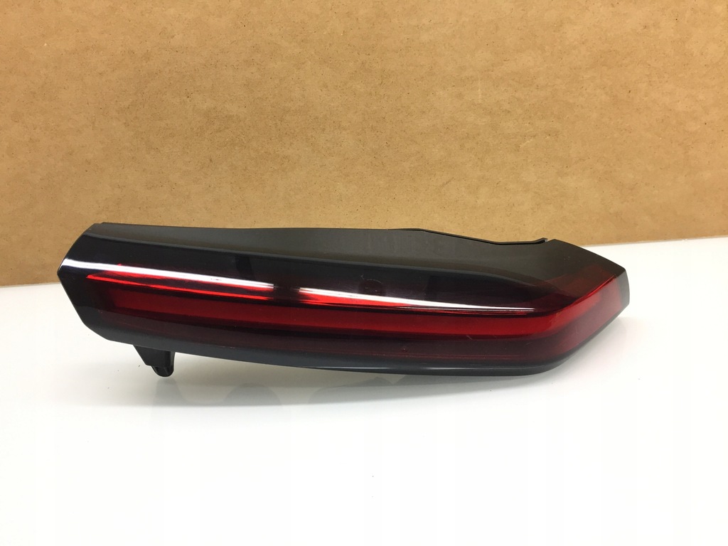 фото №1, Citroen c4 iii лампа права задня