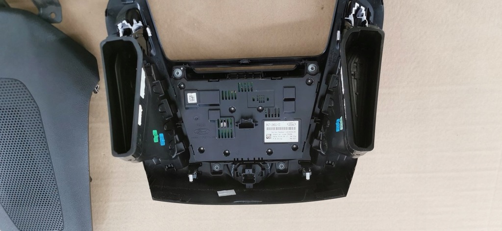 фото №10, Ford transit connect mk2 2014-18r.- радіо навігація панель комплект