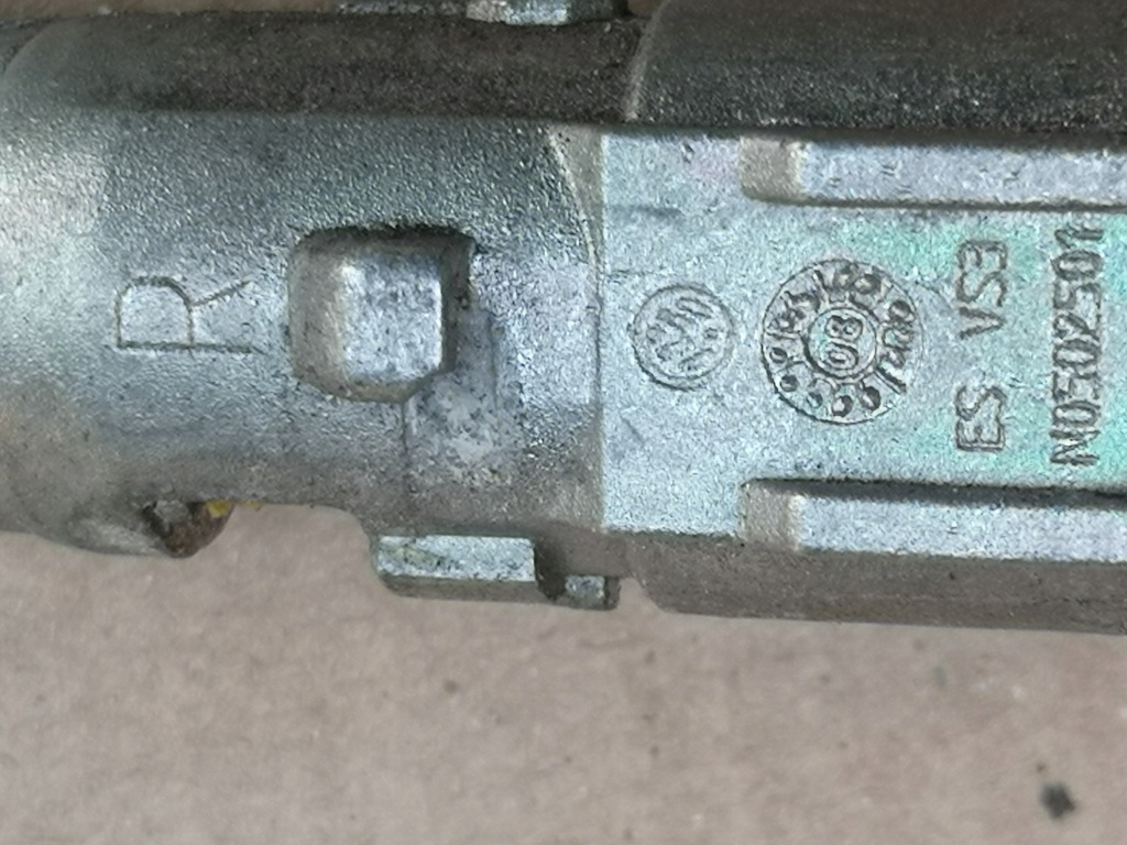 фото №7, Вкладка замок дверь vw eos правая 1q0837168a