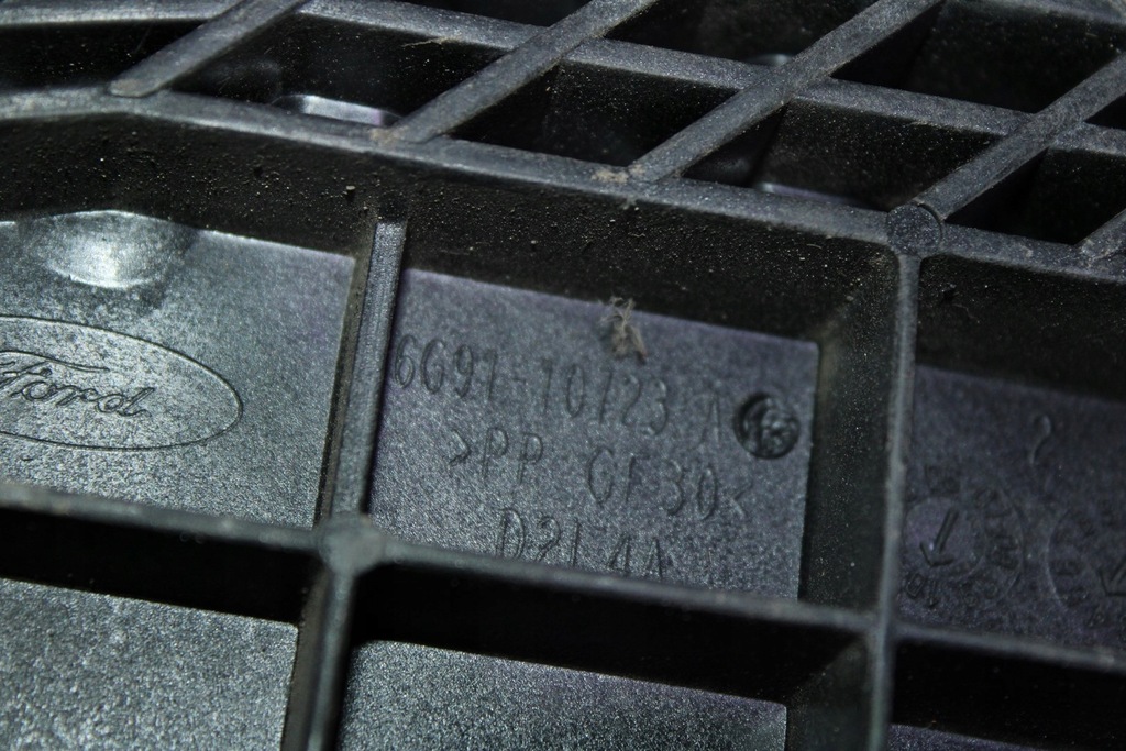 фото №5, Основа акумулятор ford mondeo mk4