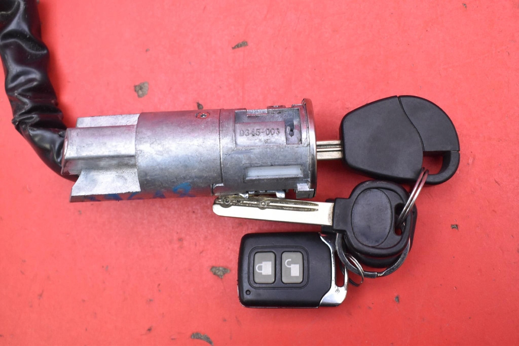 Замок запалювання ключ d345-003 peugeot expert 1 i 1.9 hdi 69 km рестайлінг  96-07 Недорого