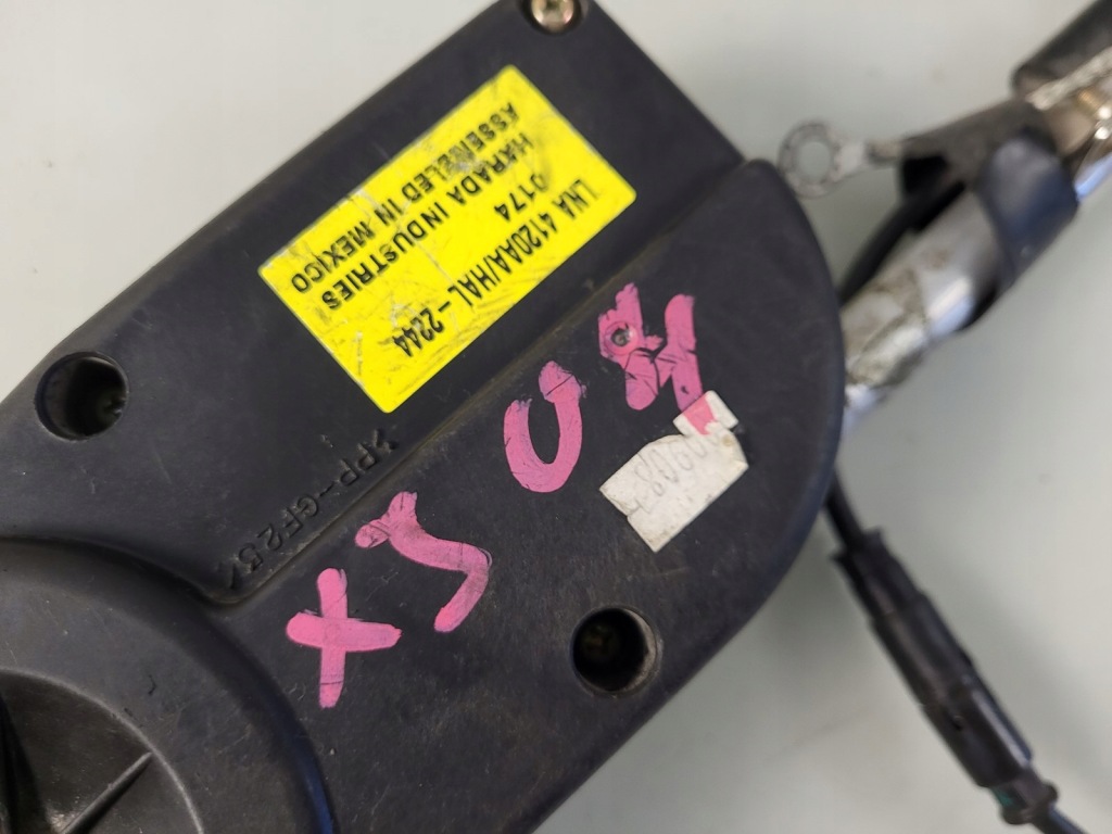 Купить Антенна электрическая оригинал jaguar xj x308 xk x100 lna4120aa hal-2244