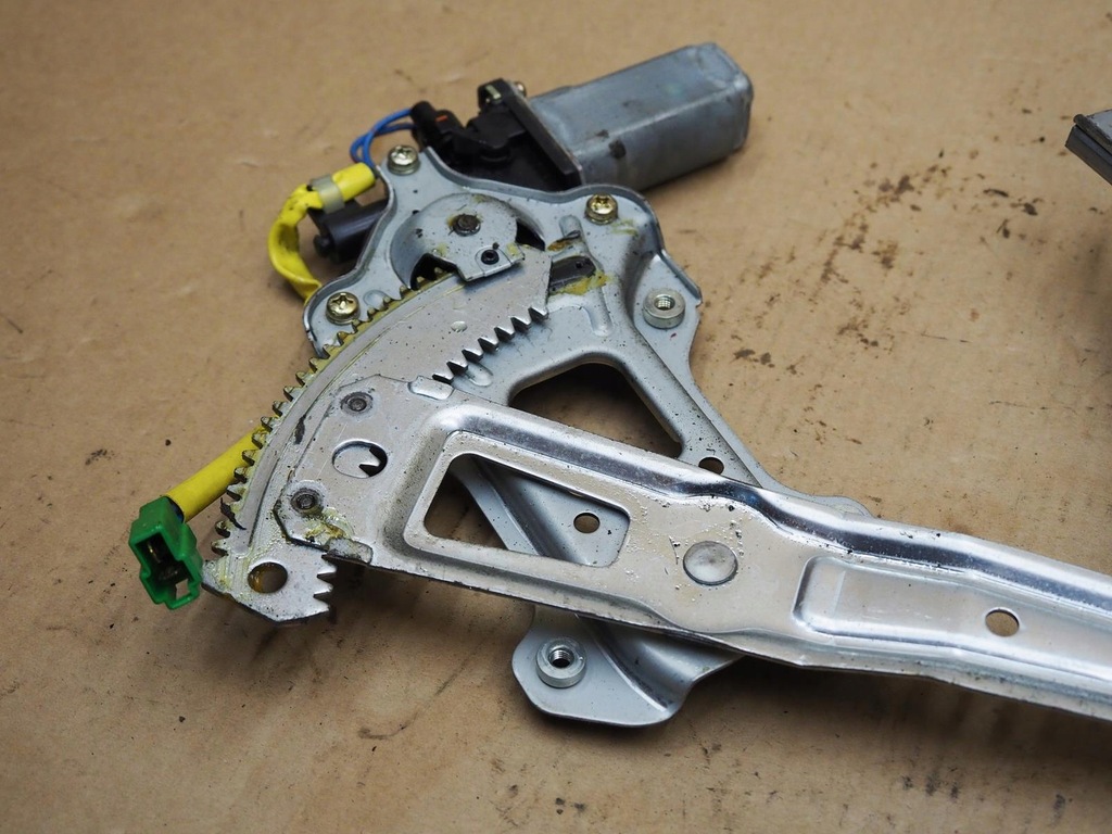 фото №10, Subaru legacy iii 02r левый перед механизм стекло