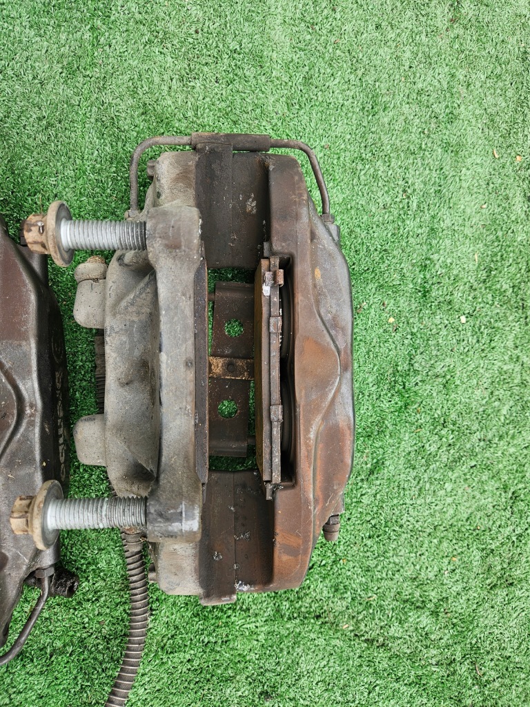 Купити Супорт перед ліве правий opel insignia a opc 2.8 v6 turbo brembo