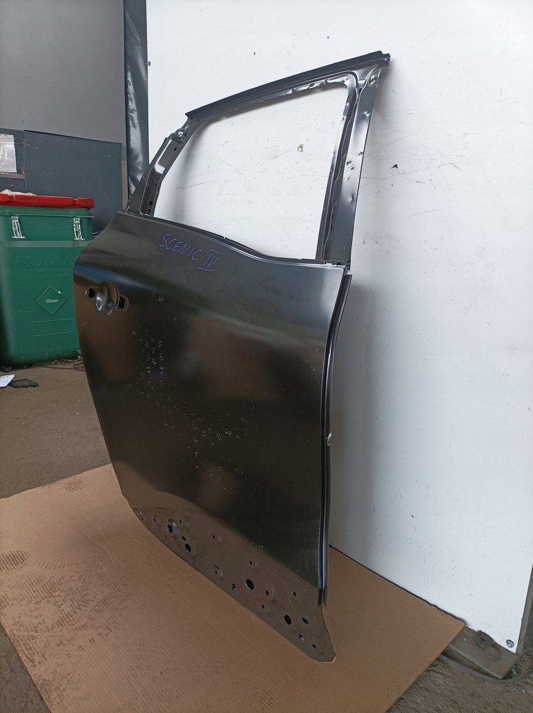 фото №4, Дверь правое задняя renault scenic iv nowe oryg 821005115r