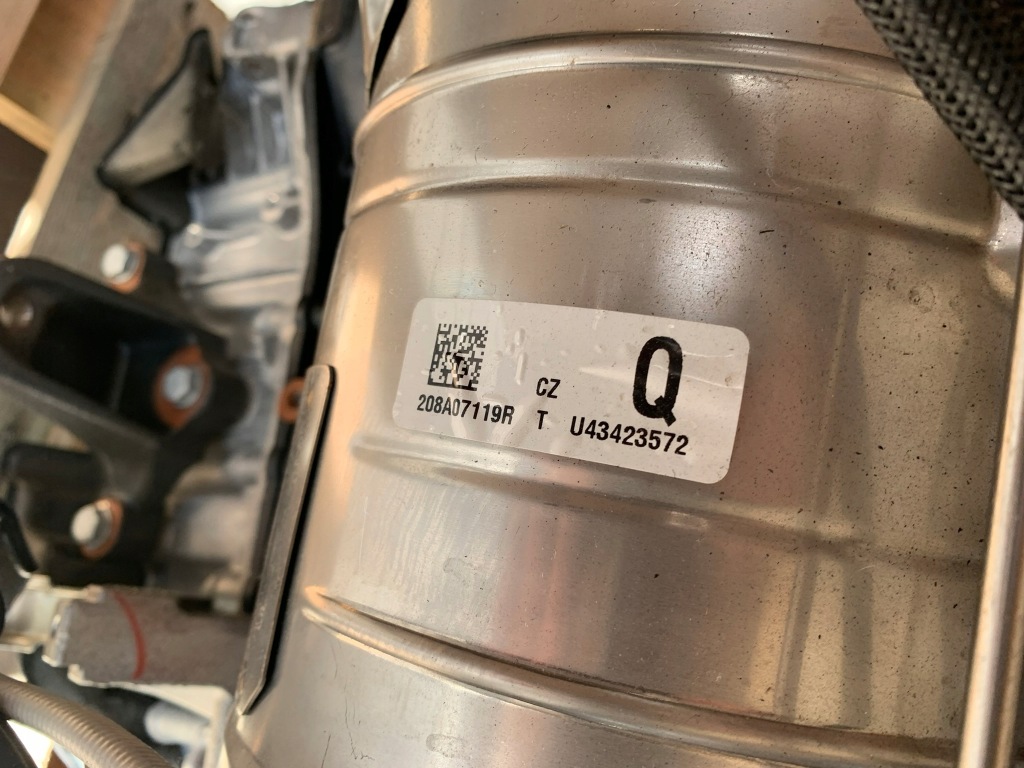 Renault trafic 3 iv nv300 двигатель 2.0 dci m9rz717 208a07119r 144104384r Оригинал