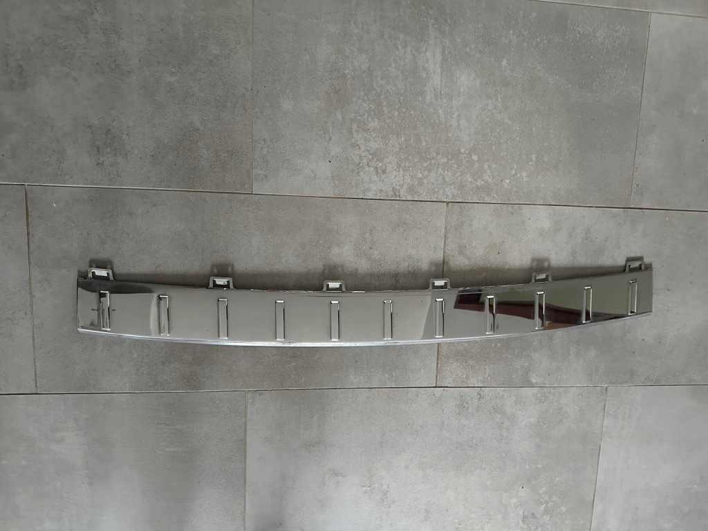 Купить Хром молдинг бампера задняя a2518852021 mercedes w251 lift r amg