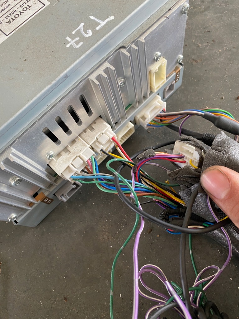 фото №4, Радио toyota avensis t27 86113-60v860