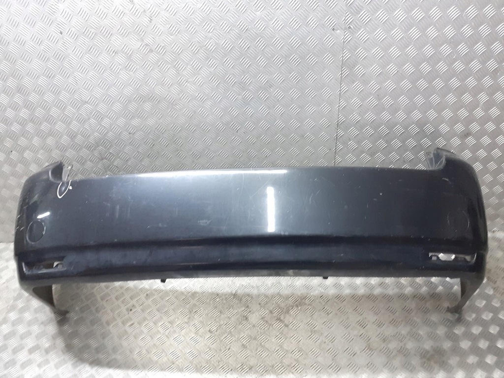 фото №1, Бампер задняя toyota avensis verso 1e2