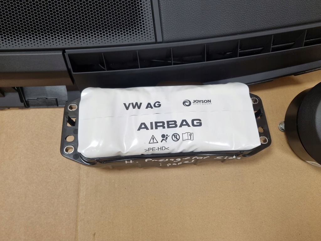 фото №11, Porsche cayenne coupe 9y lift приборная панель консоль подушки безопасности подушка безопасности ремни