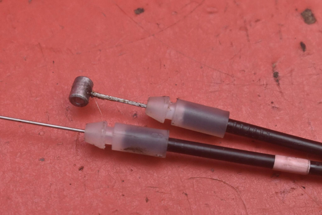 фото №8, Замок двері лівий перед передній eu 82202-79j33 suzuki sx4 1 i 5d hb 06-14