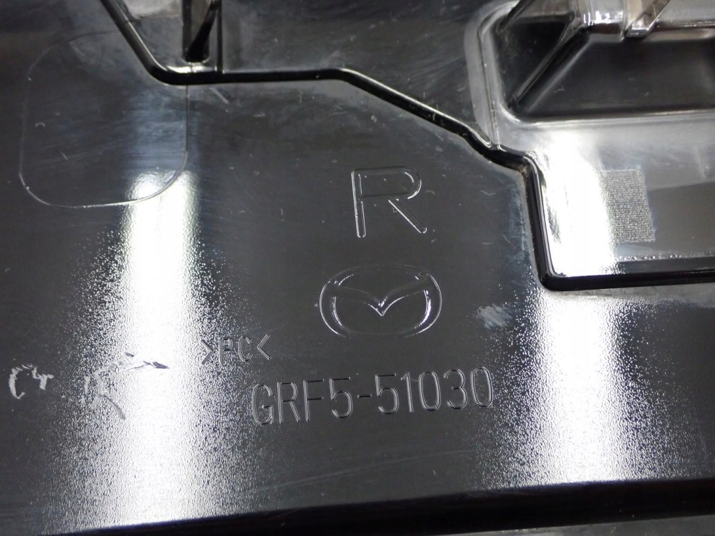 Фара правый  перед европа full led рестайлинг  grf5-51030 mazda 6 3 gj 19r Киев